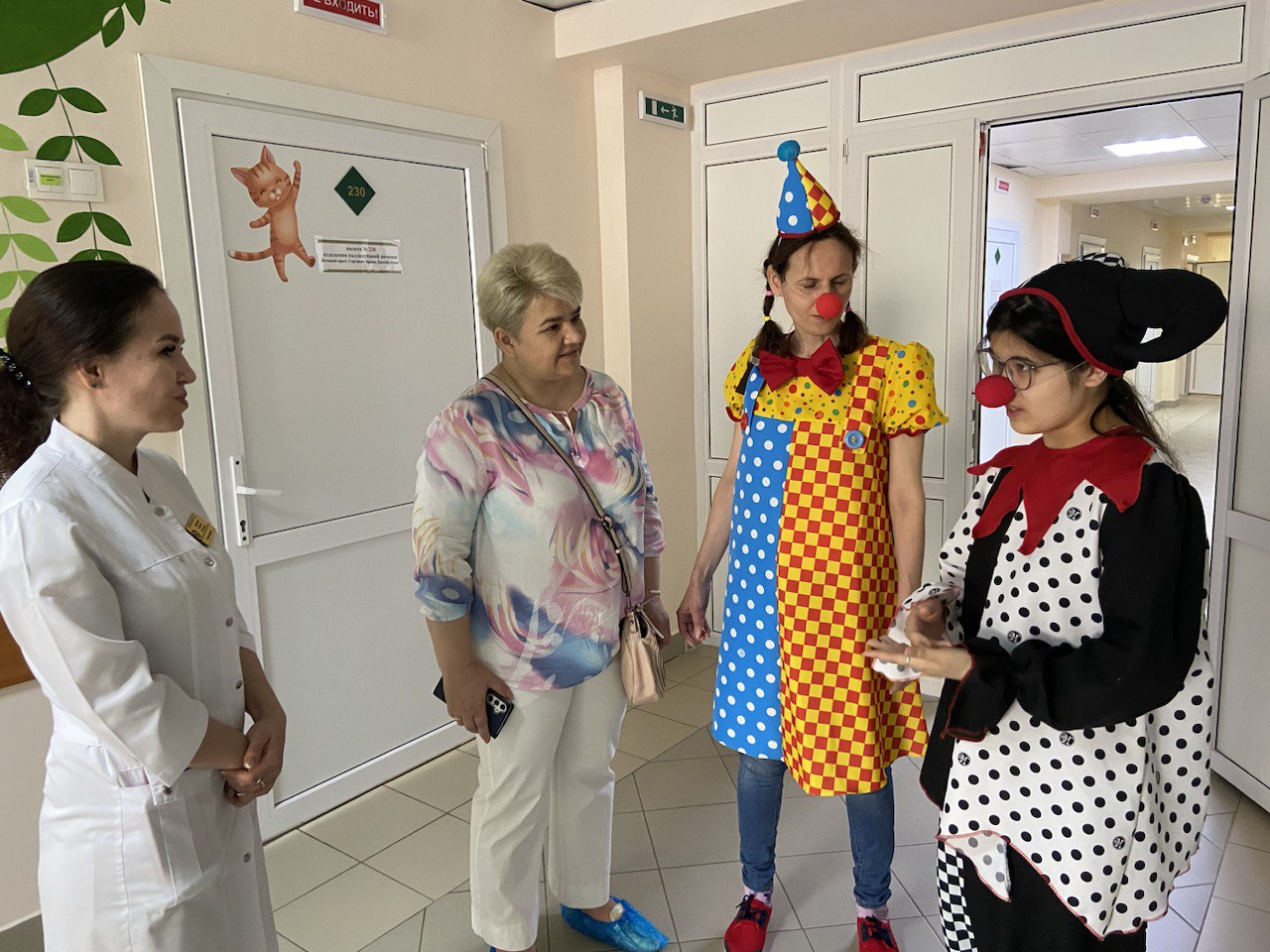 В Уфе началось обучение новой группы больничных клоунов